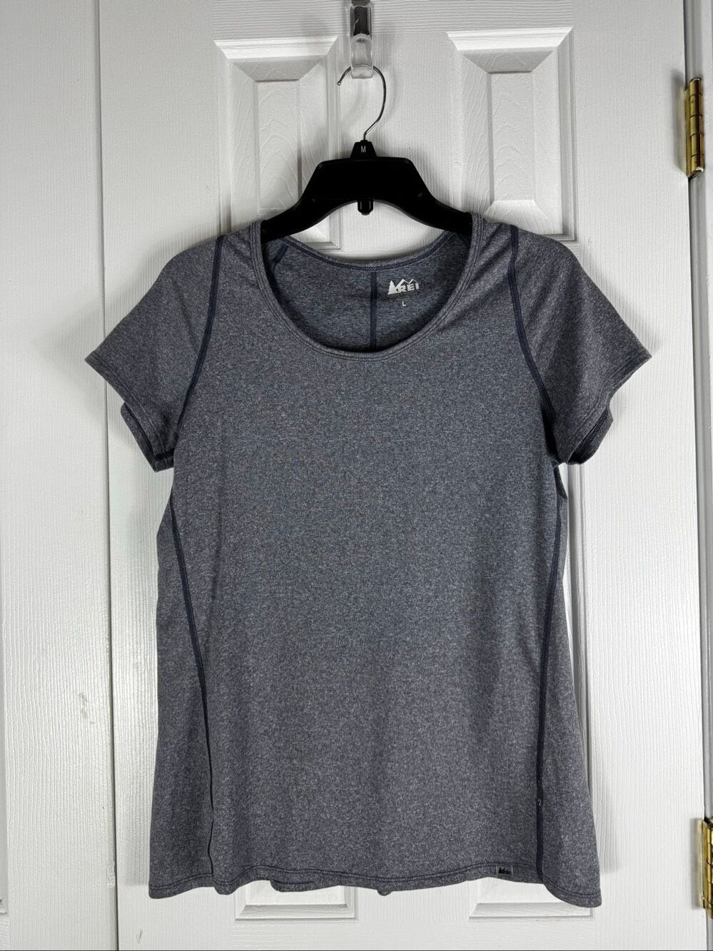 REI Women’s Grey Heather Athletic Short Performance T- Shirt Size L